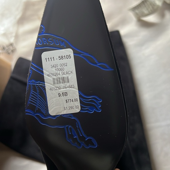 Burberry suede boots - Picture 2 of 6